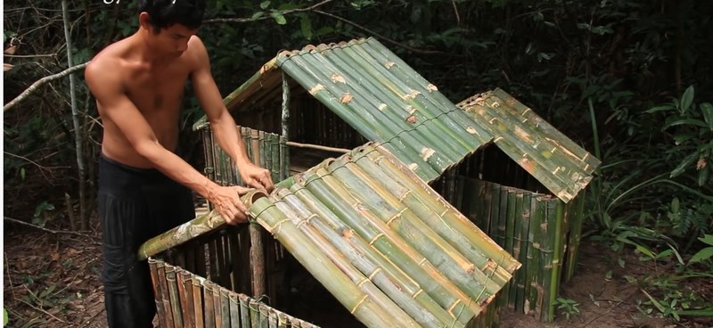 Làm chuồng gà bằng tre